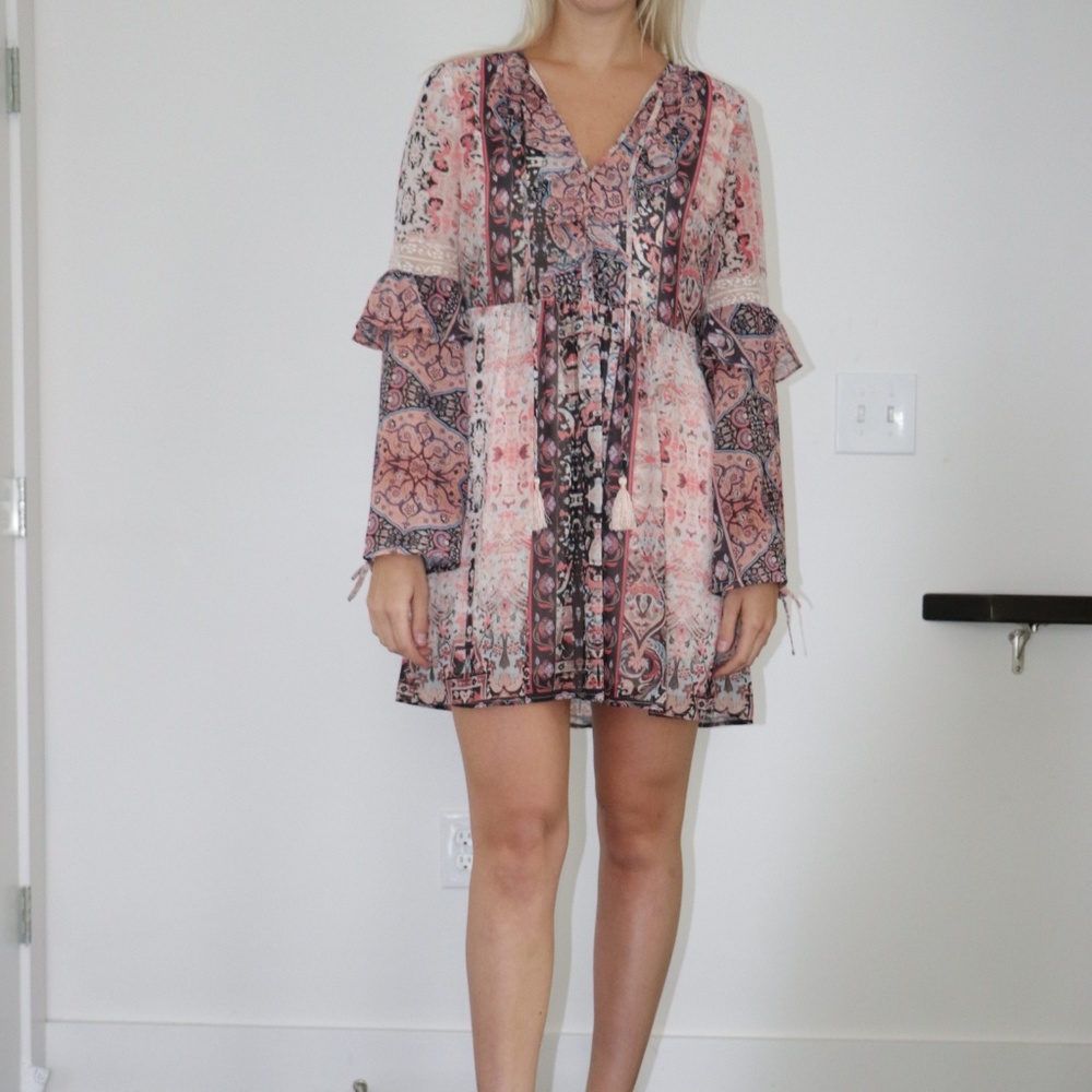 bebe long sleeve dress - size S